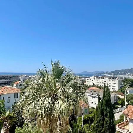In Juan-les-pins Near Sandy Beaches Διαμέρισμα